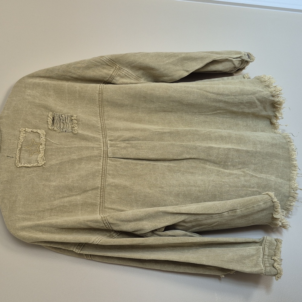 Vici Distressed Denim Jacket - Picture 6 of 8